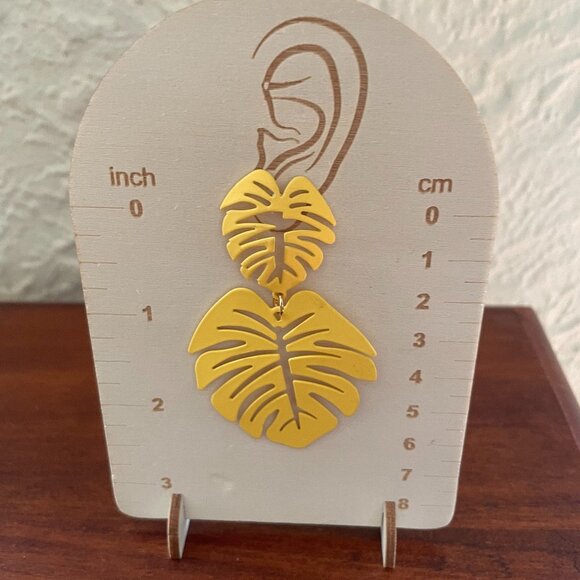 Bundle 3 for $12 Yellow monstera leaf earrings. - Picture 1 of 2